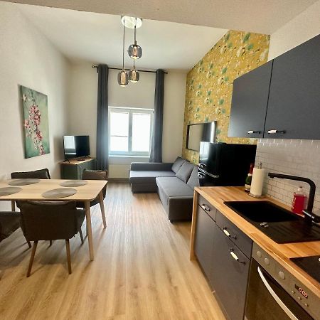Apartment Zum Gelben Kolibri Inkl. Parkplatz Érfurt Exterior foto